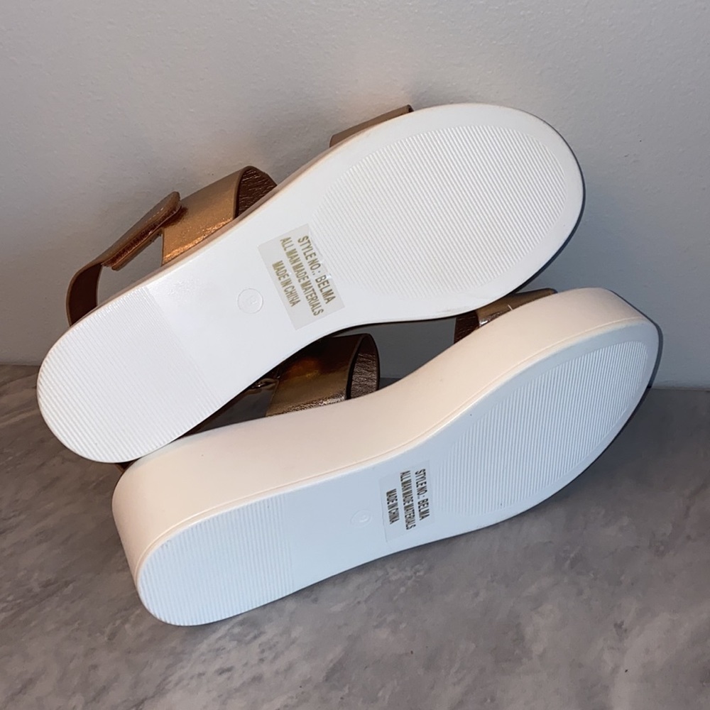 Rose gold and white platform sandals NWOT - Picture 3 of 3